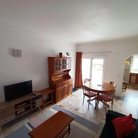 Oura Li Apartman Albufeira